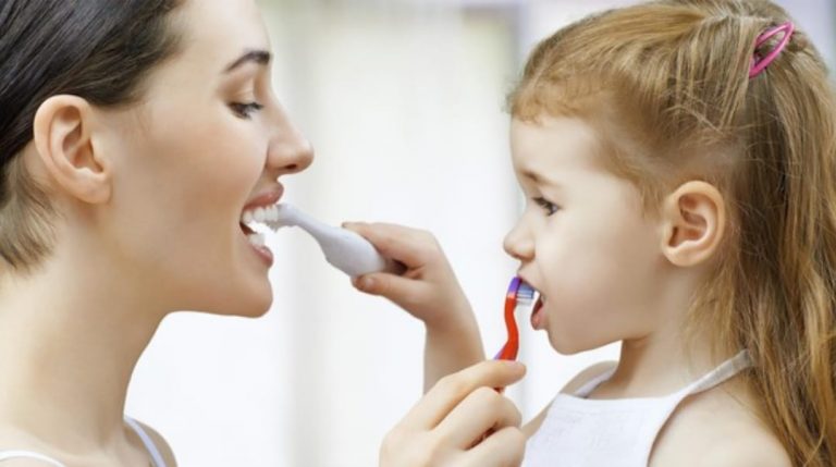 Jangan Panik! Sakit Gigi pada Anak bisa Diatasi dengan Cara Ini
