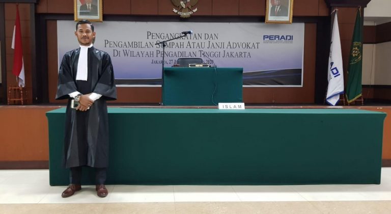 Zulfahriza, Pemuda Langsa Dilantik Jadi Advokat di Jakarta